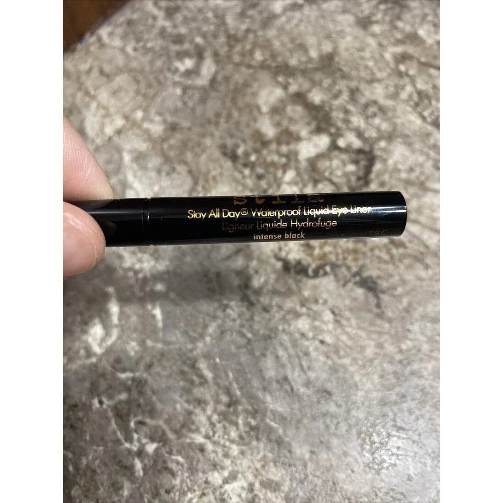 Travel Size Stila Stay All Day Waterproof Liquid Eye Liner 